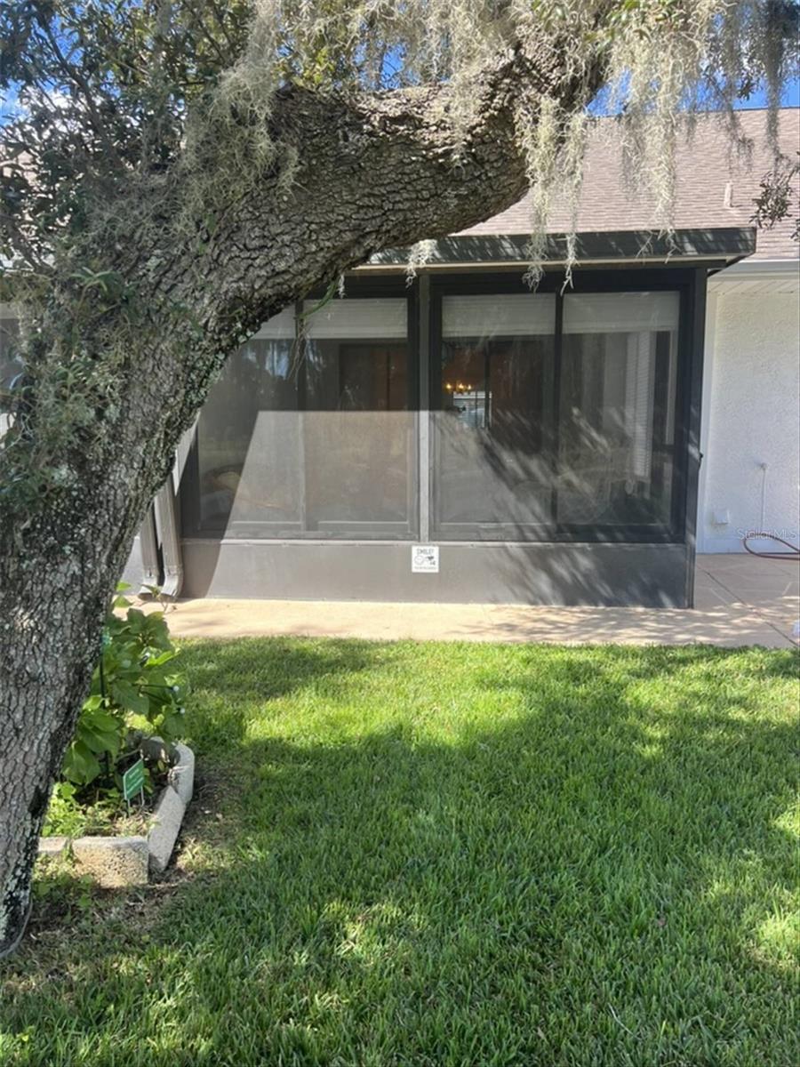 10706 Laquinta Dr Property Photo 37