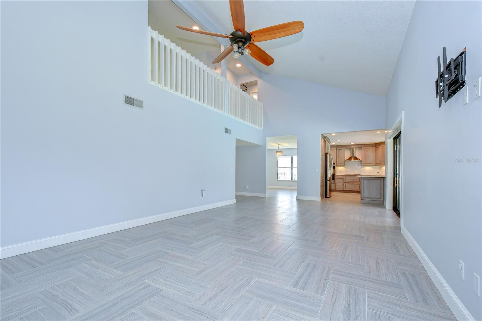 1224 Rainbrook Cir Property Photo 14