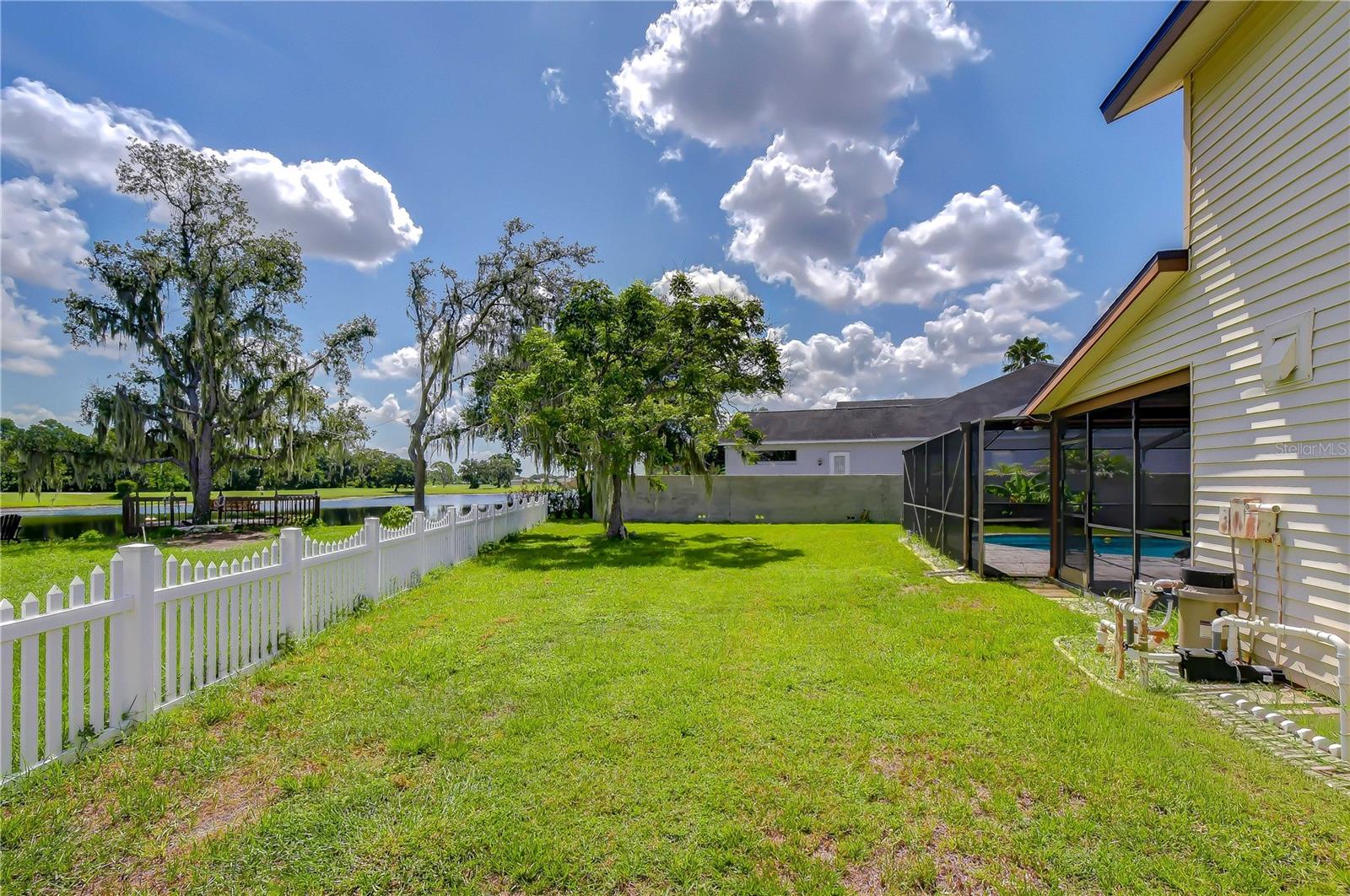 1224 Rainbrook Cir Property Photo 39