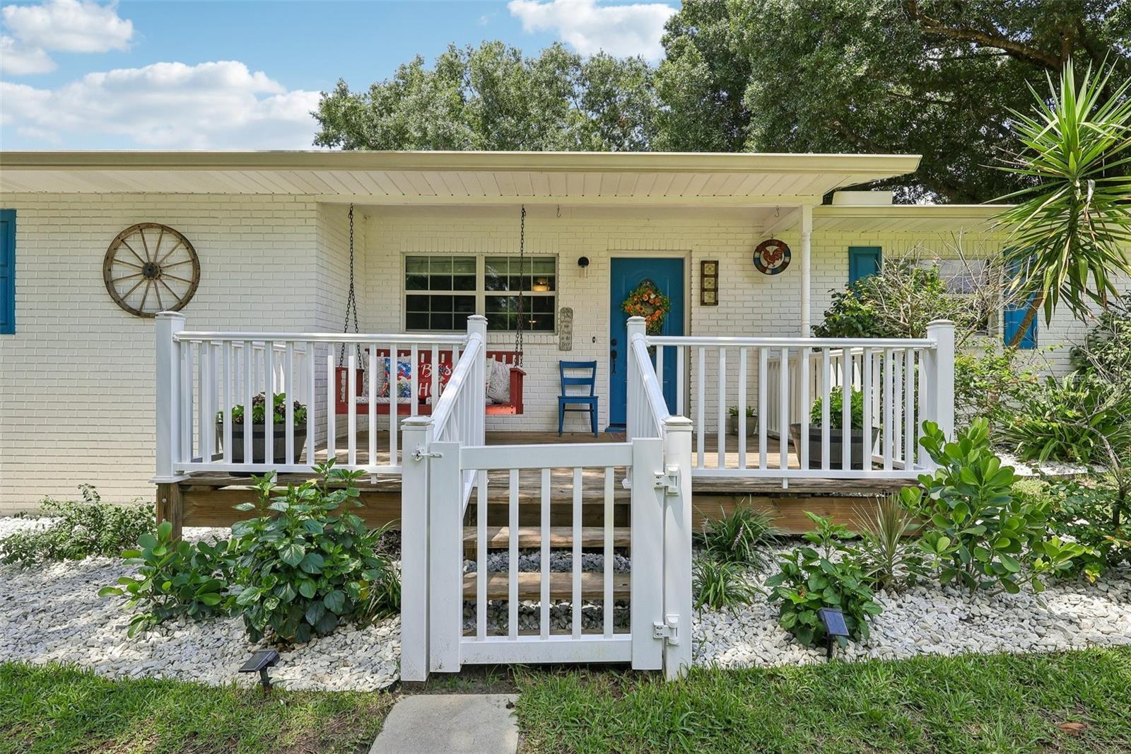 8904 Clayton Ln Property Photo 8