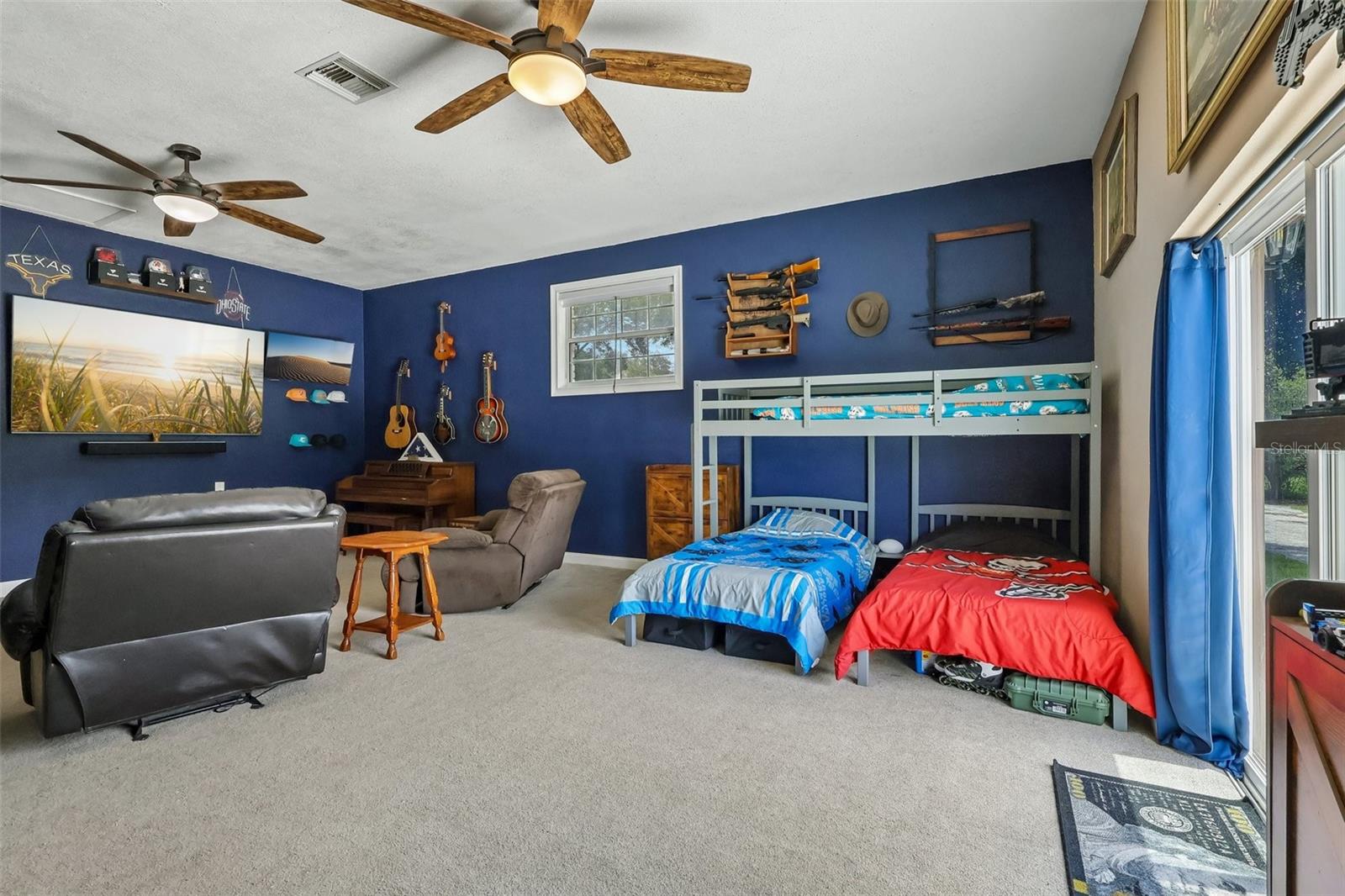 8904 Clayton Ln Property Photo 18