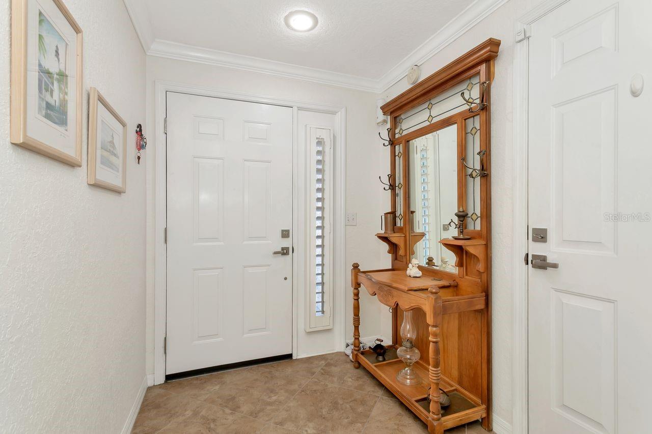 521 Pinellas Bayway S #105 Property Photo 8