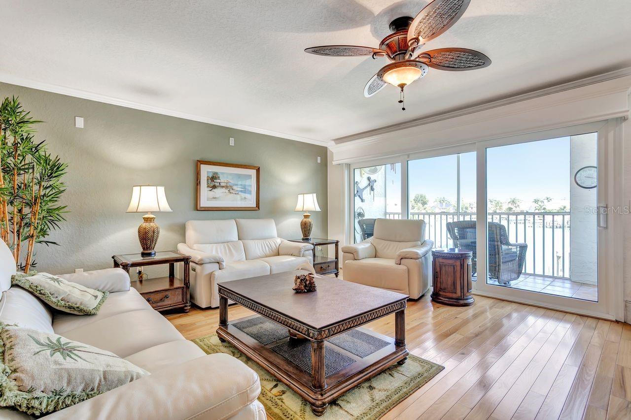 521 Pinellas Bayway S #105 Property Photo 10