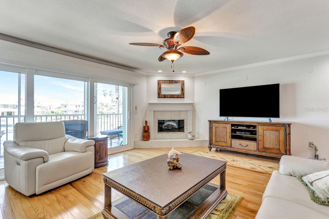 521 Pinellas Bayway S #105 Property Photo 12