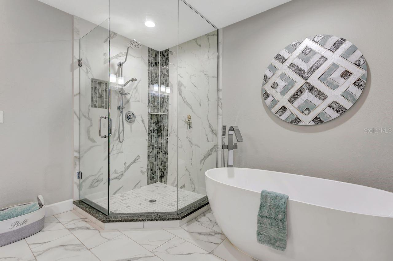 521 Pinellas Bayway S #105 Property Photo 32