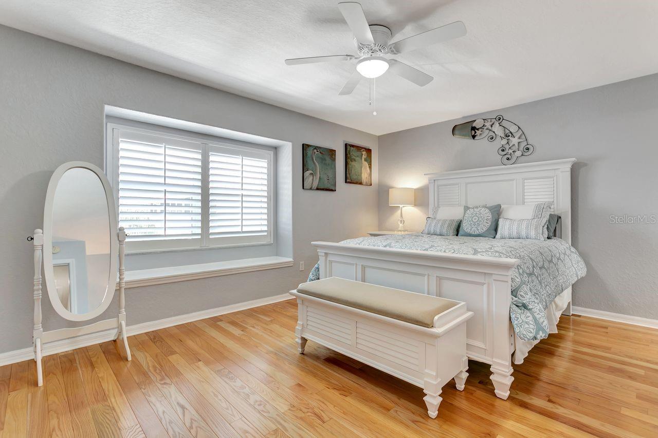 521 Pinellas Bayway S #105 Property Photo 34