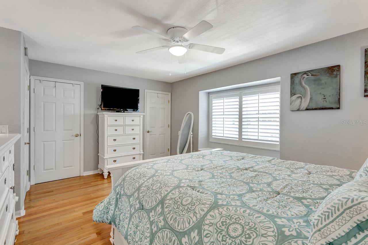 521 Pinellas Bayway S #105 Property Photo 35
