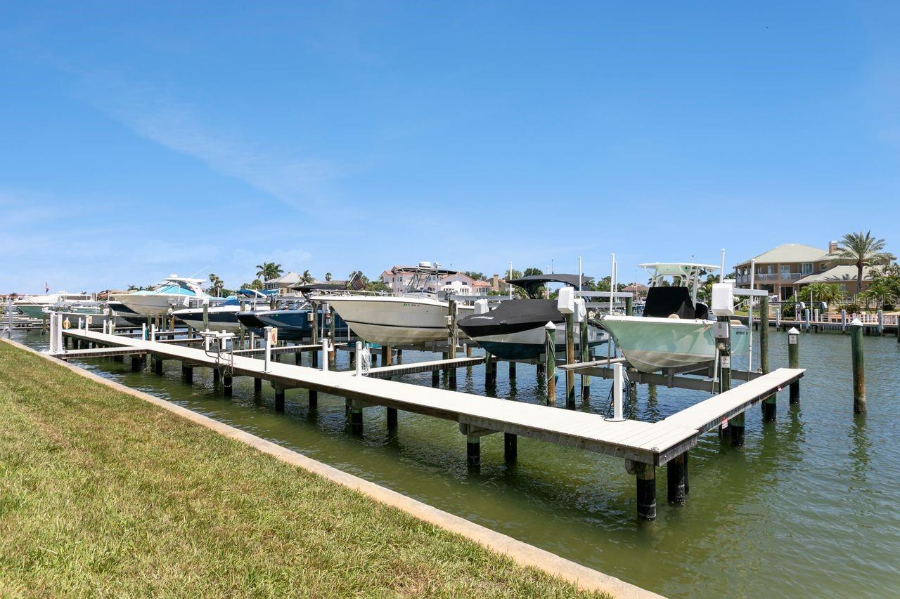521 Pinellas Bayway S #105 Property Photo 46