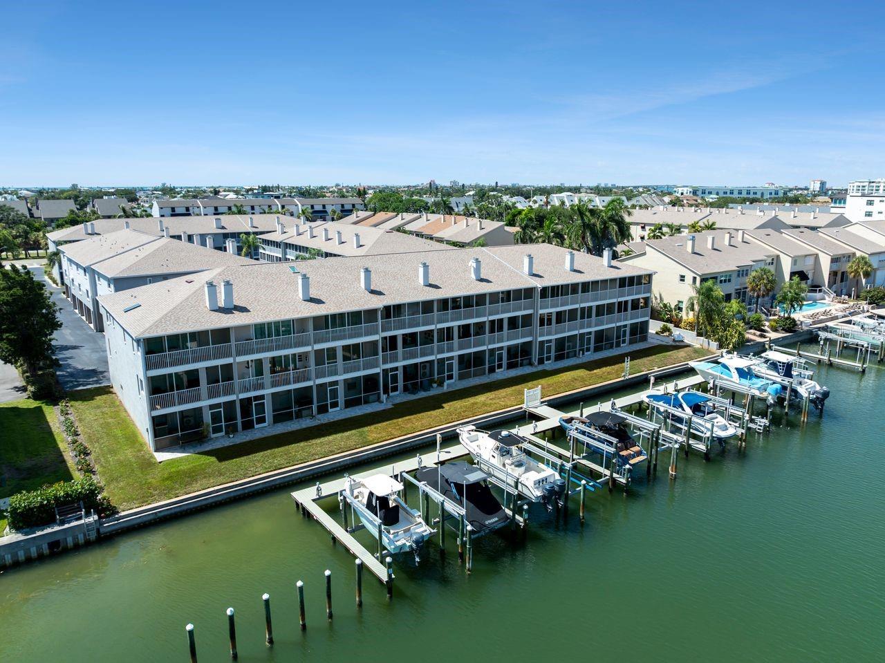 521 Pinellas Bayway S #105 Property Photo 52