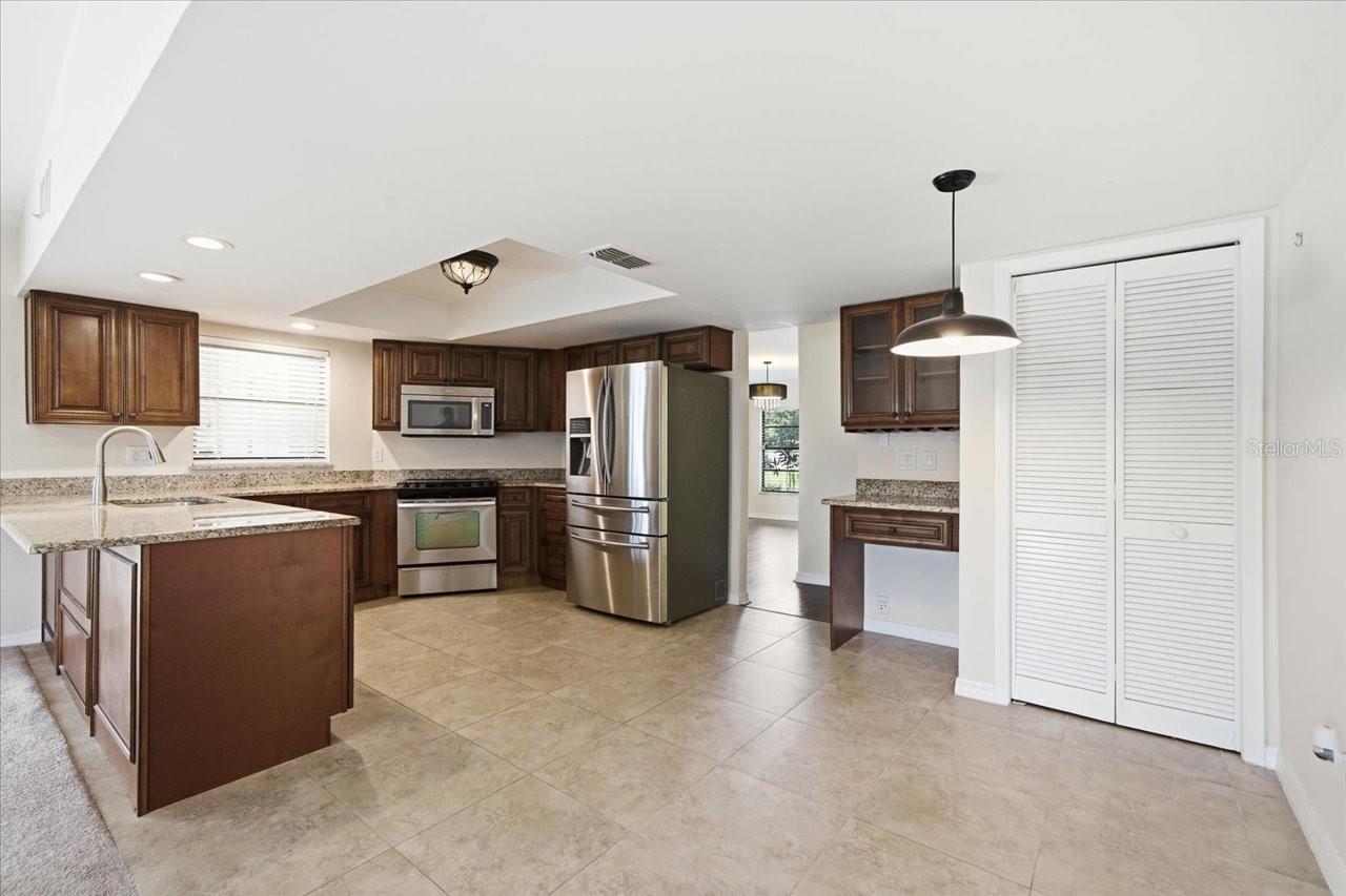 14105 Knottingsley Pl Property Photo 10