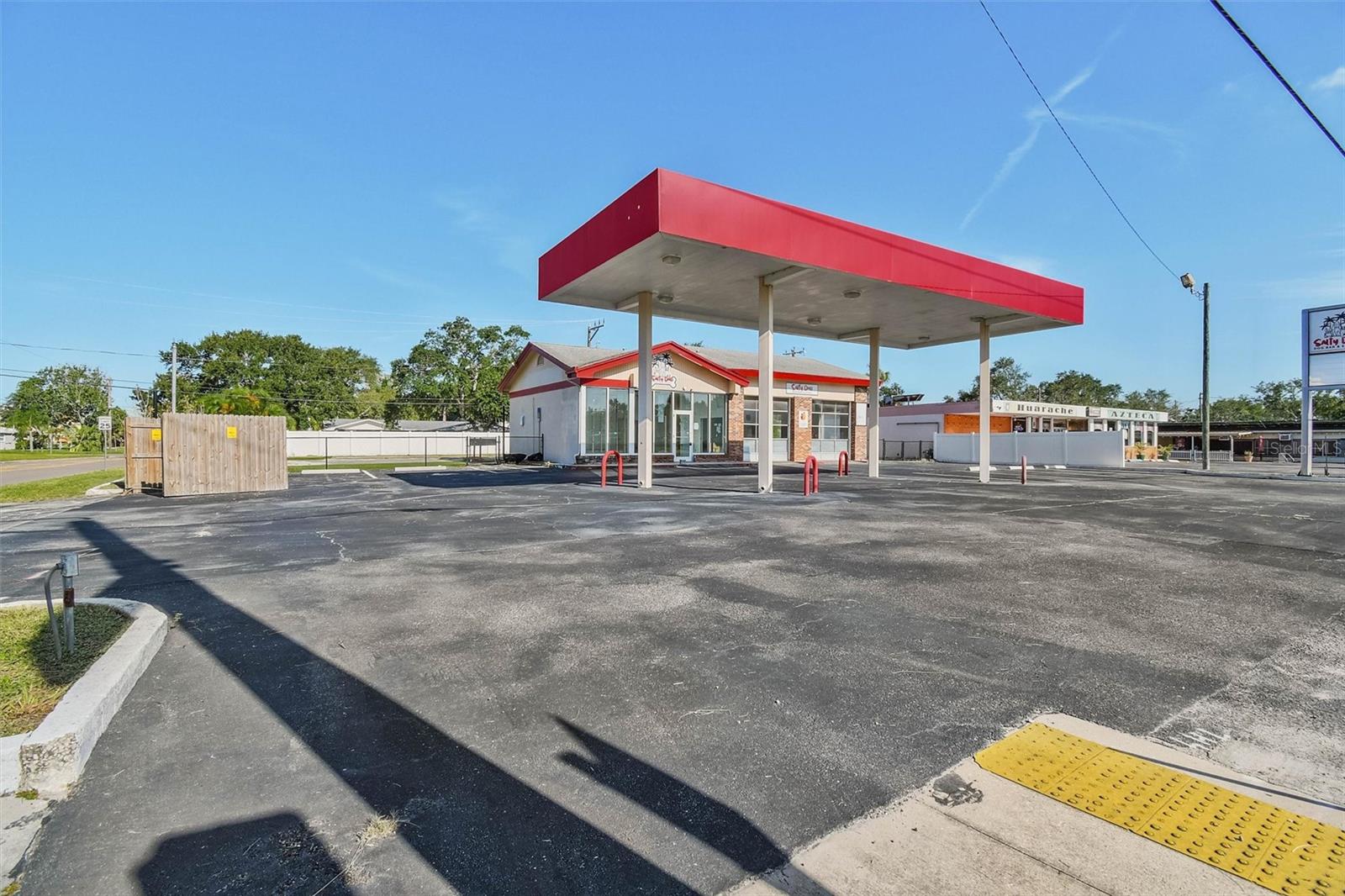 2000 Bayshore Blvd Property Photo 8