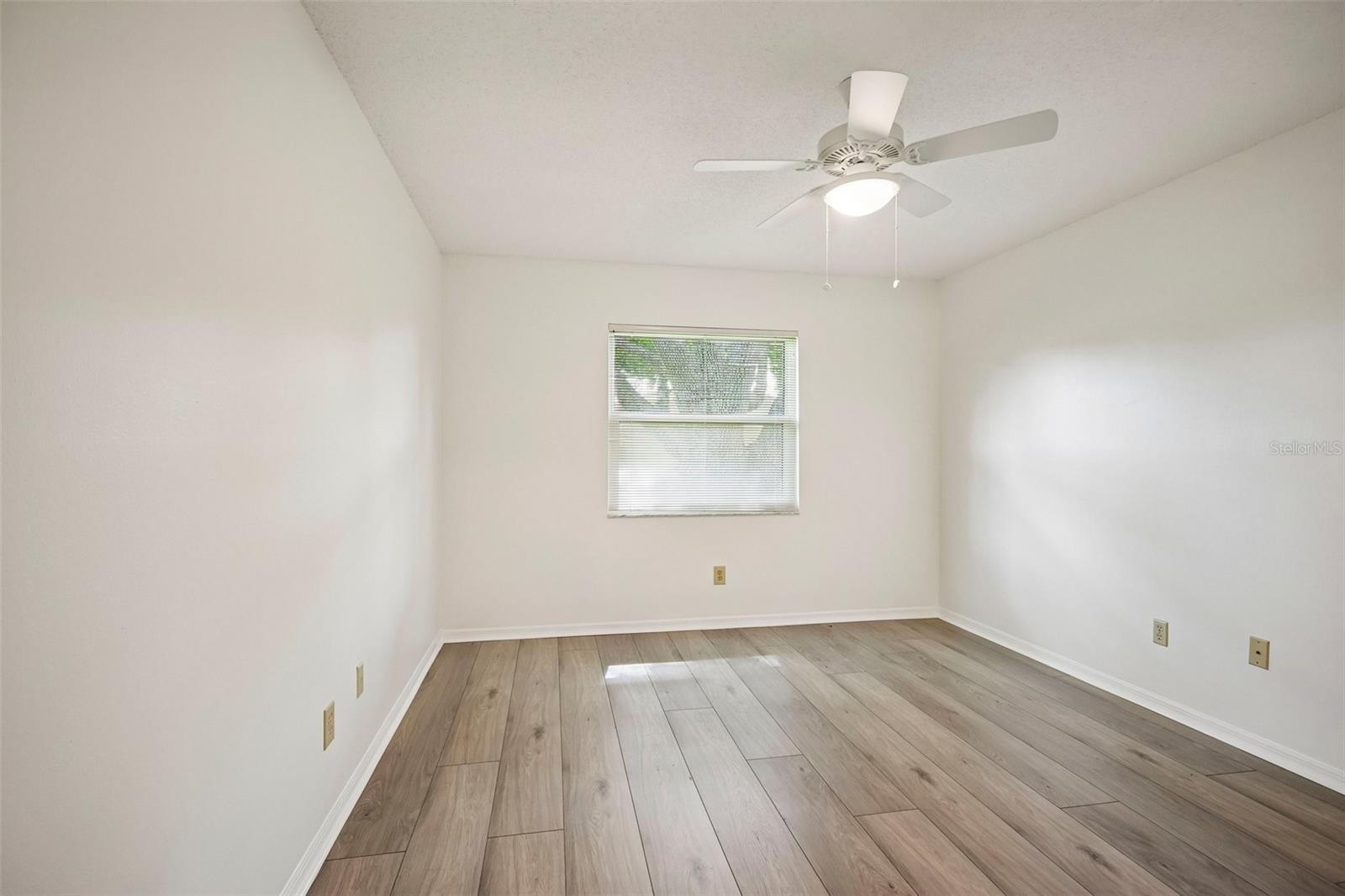 2224 Grenadier Dr Property Photo 18