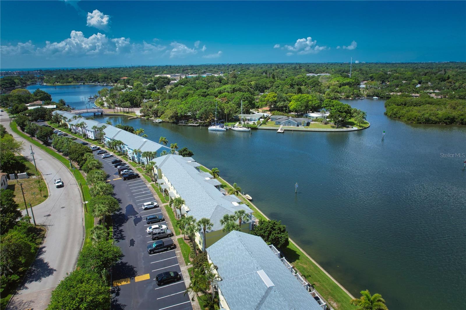 102 Pompano Dr Se #c Property Photo 31