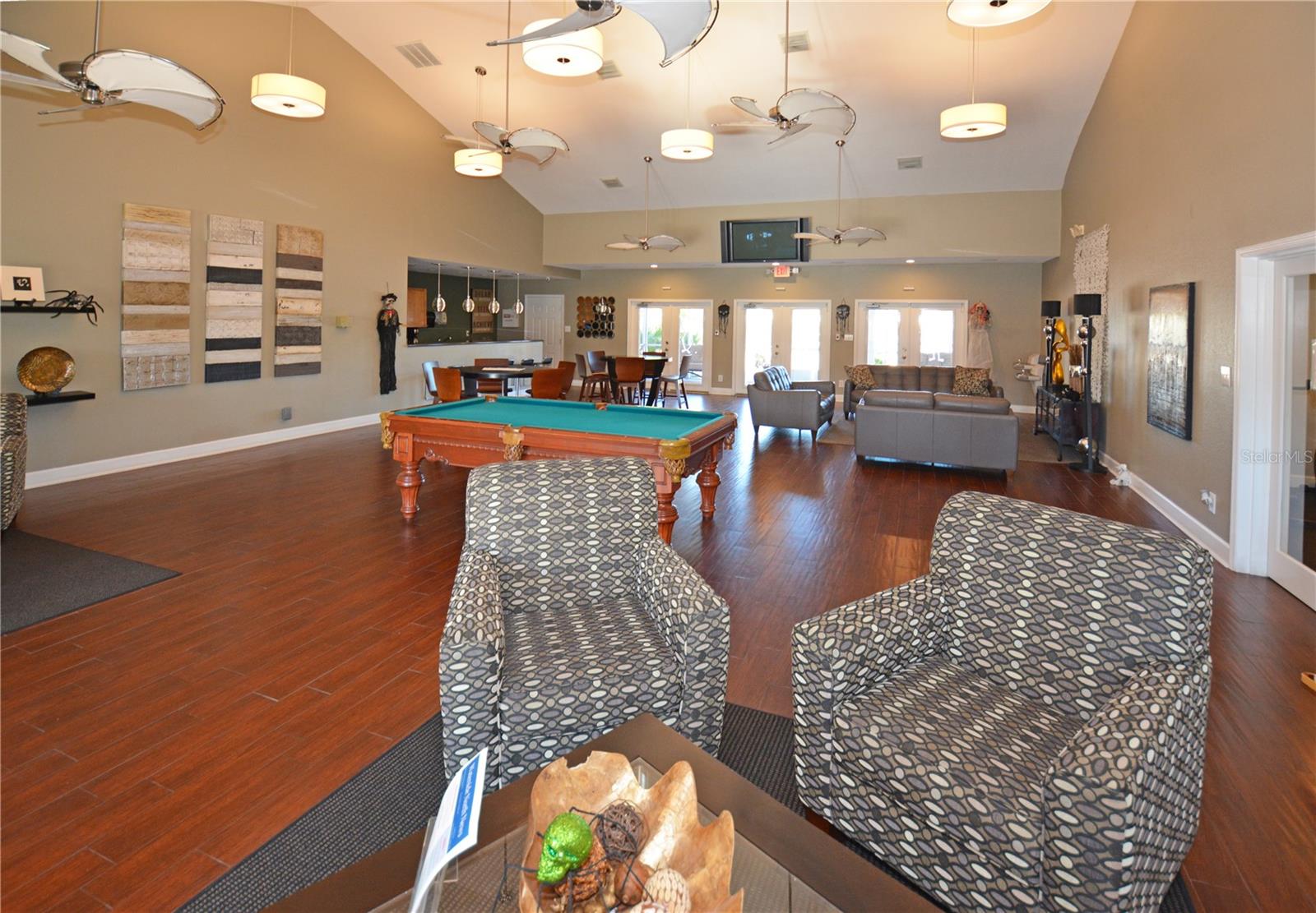 102 Pompano Dr Se #c Property Photo 38
