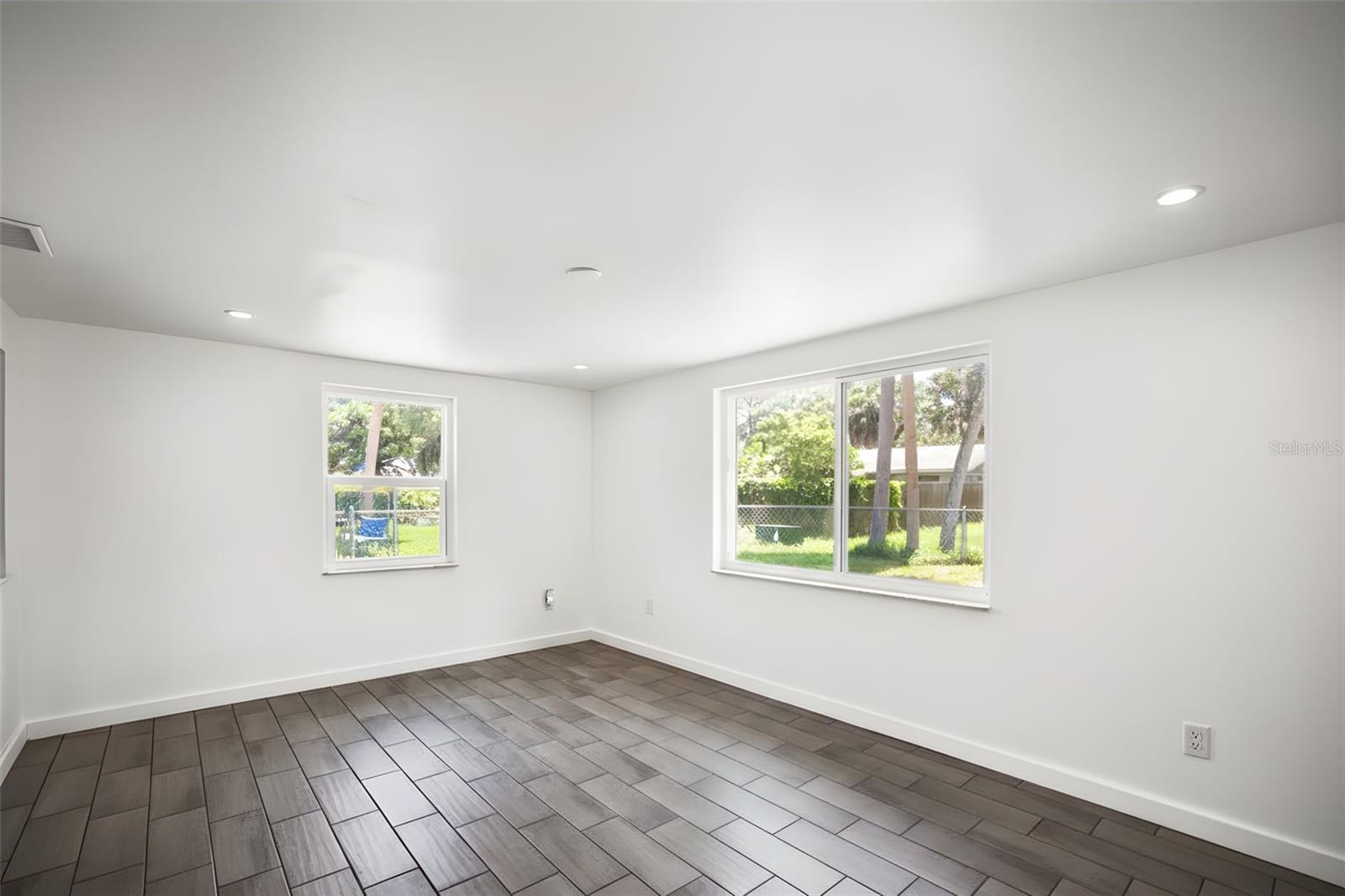 5646 Quist Dr Property Photo 18