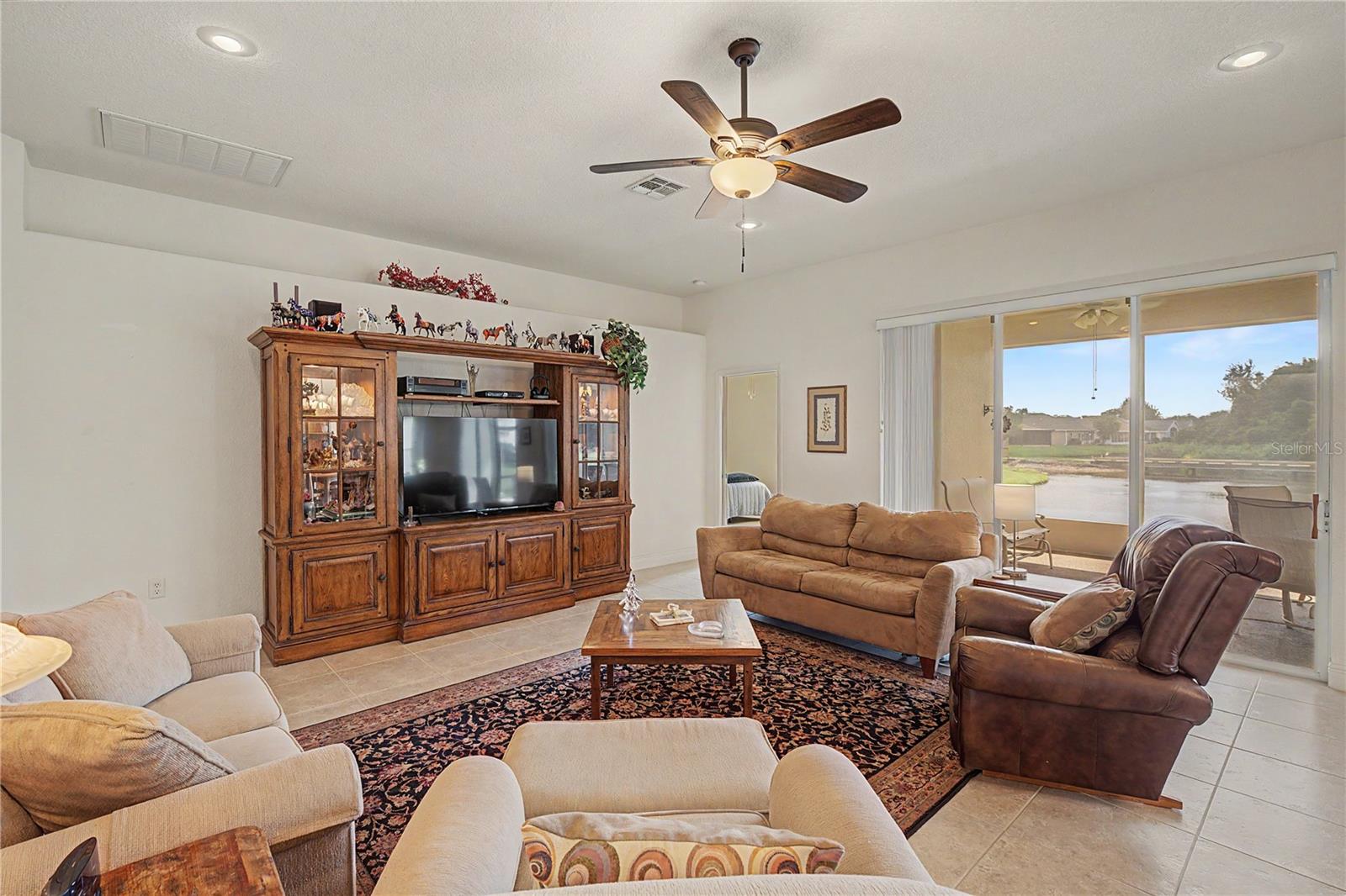 10231 Cleghorn Dr Property Photo 14