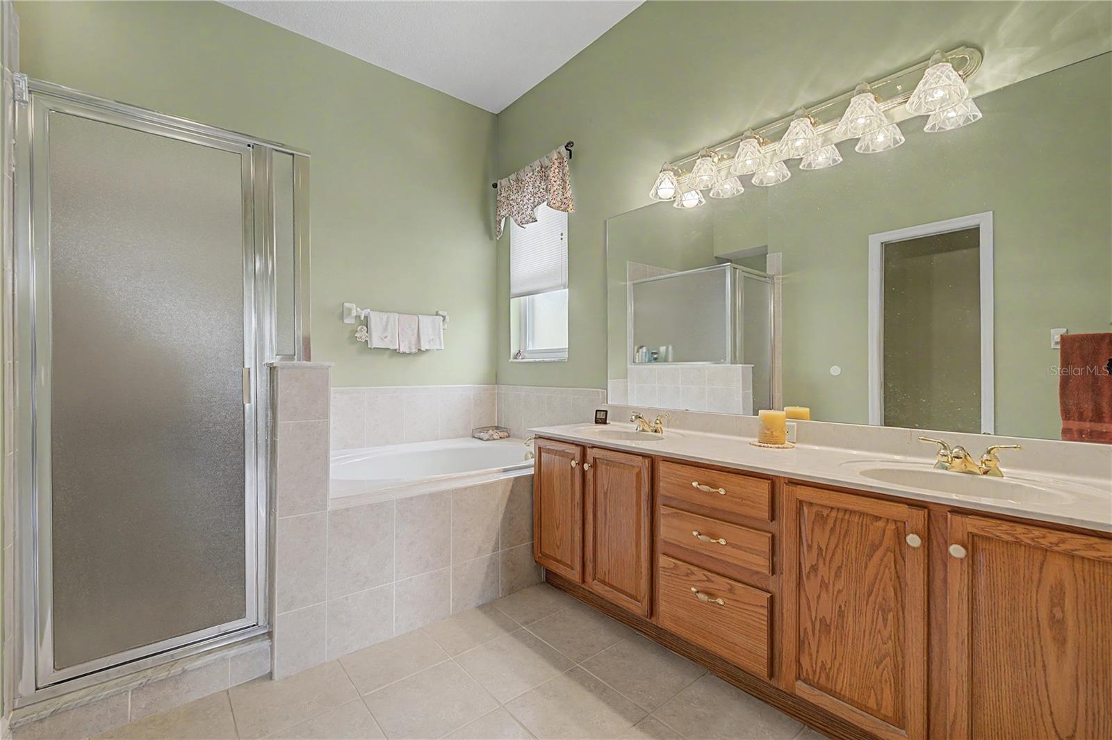 10231 Cleghorn Dr Property Photo 24