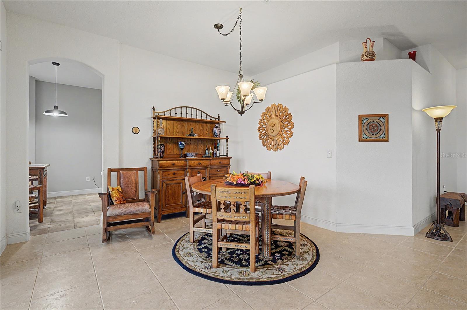 10231 Cleghorn Dr Property Photo 32
