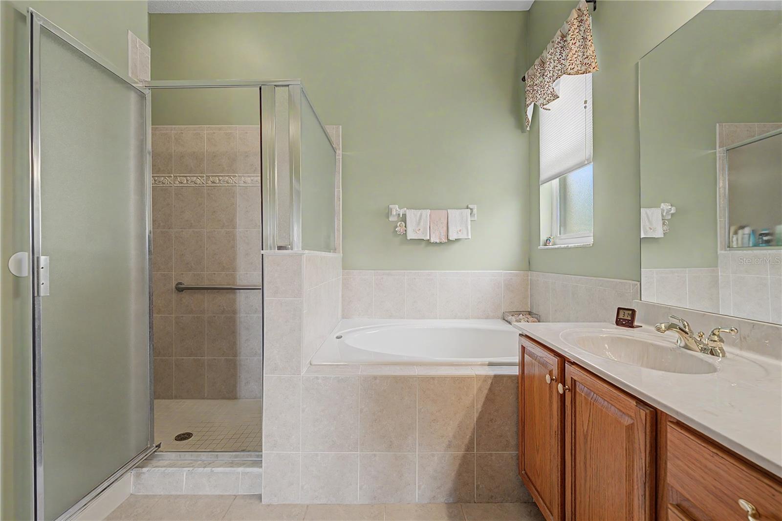 10231 Cleghorn Dr Property Photo 35