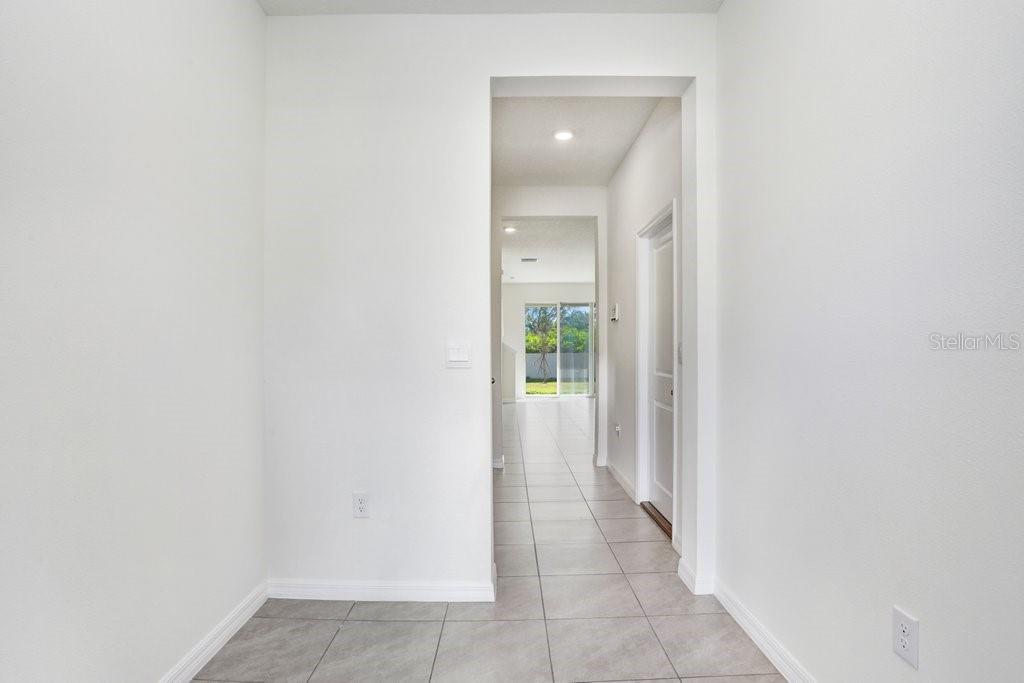 366 Mangrove Shade Cir Property Photo 3