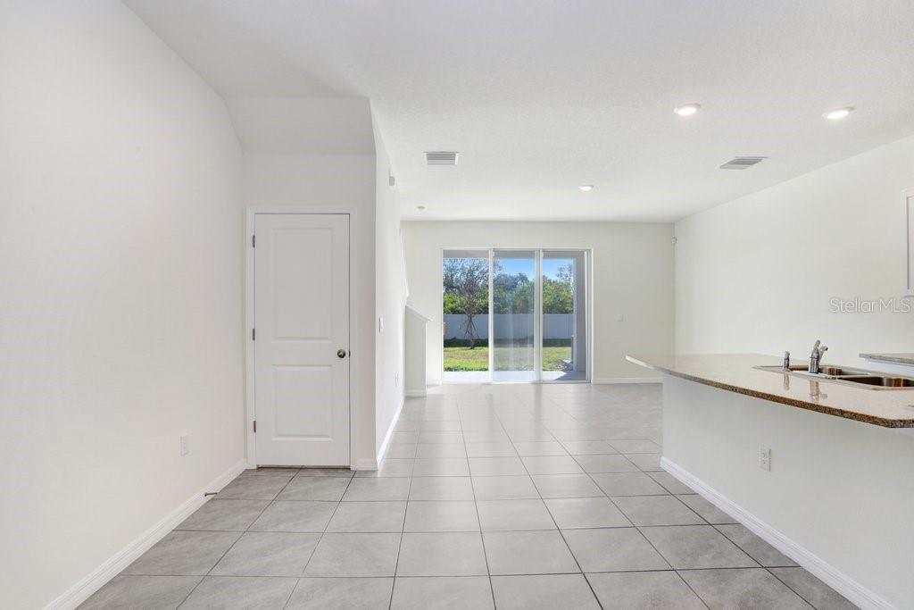 366 Mangrove Shade Cir Property Photo 4