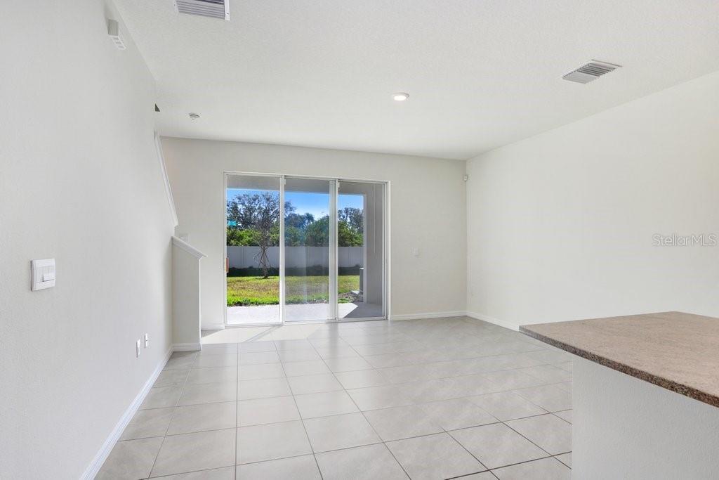 366 Mangrove Shade Cir Property Photo 7