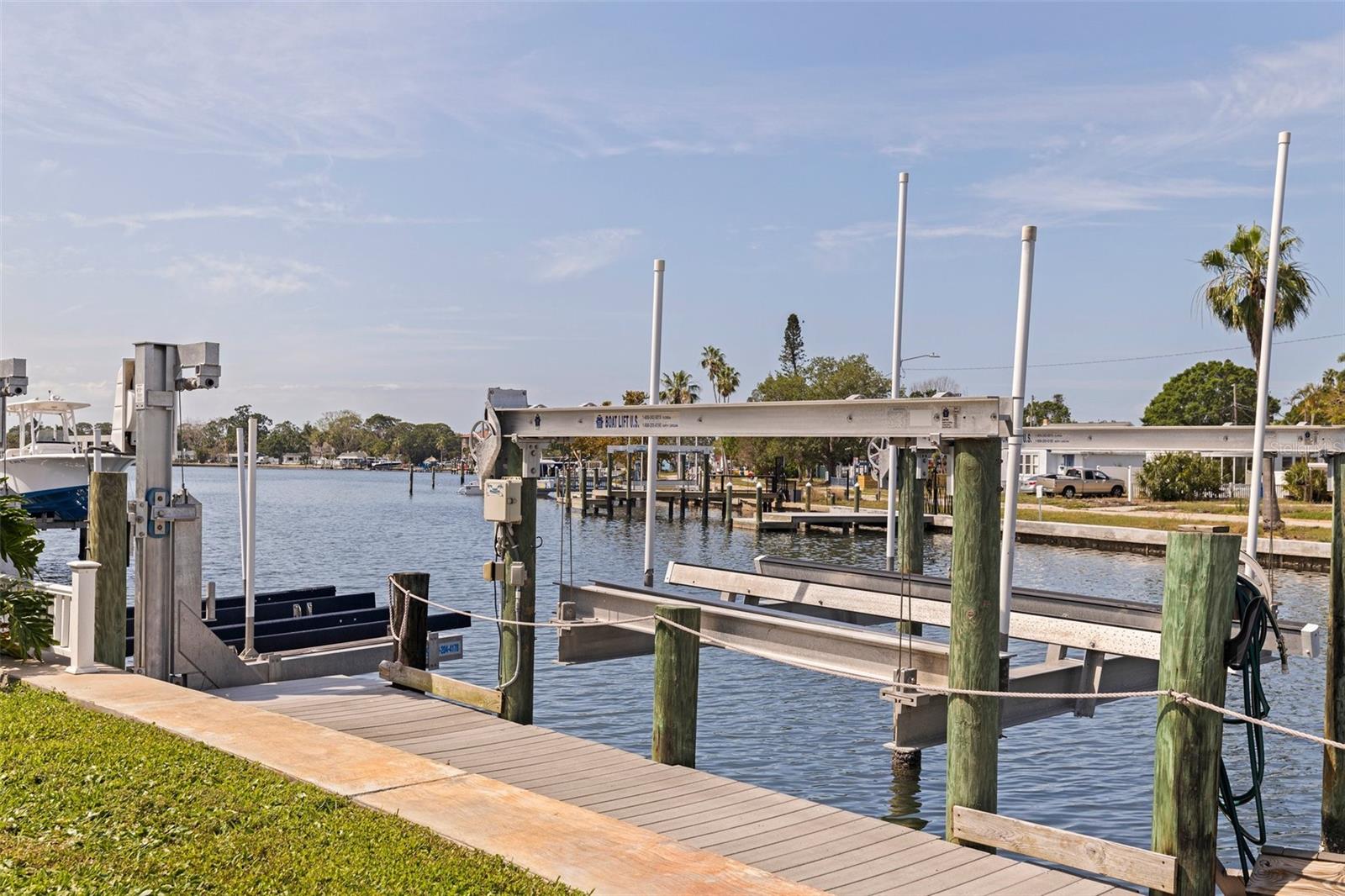 3931 Pompano Dr Se Property Photo 6