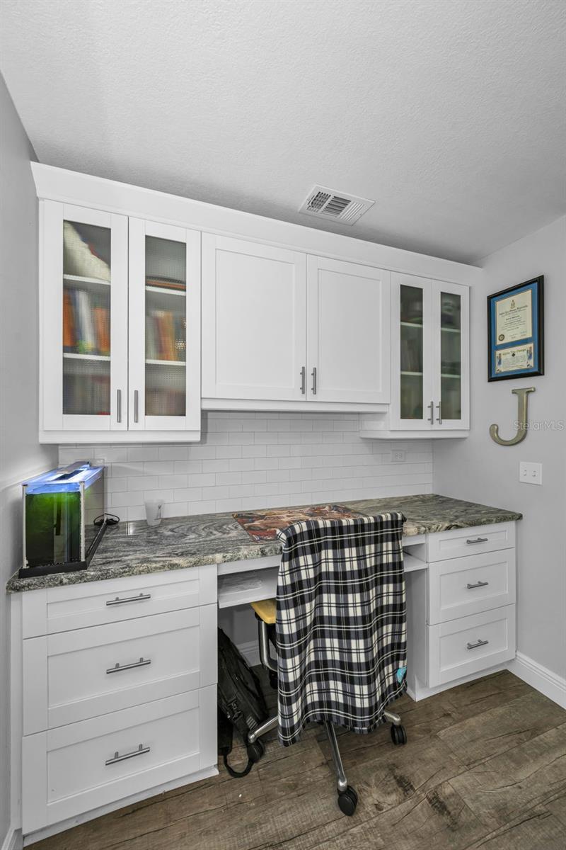 3403 W Wyoming Cir #3403 Property Photo 11