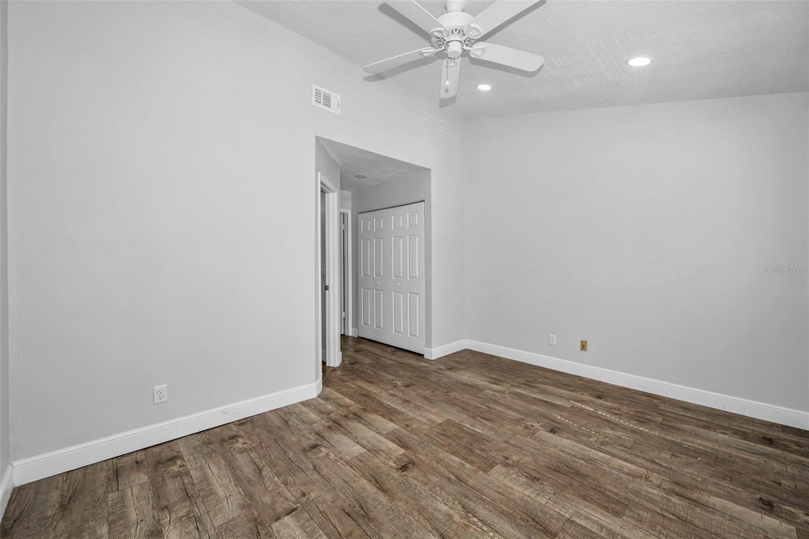3403 W Wyoming Cir #3403 Property Photo 19
