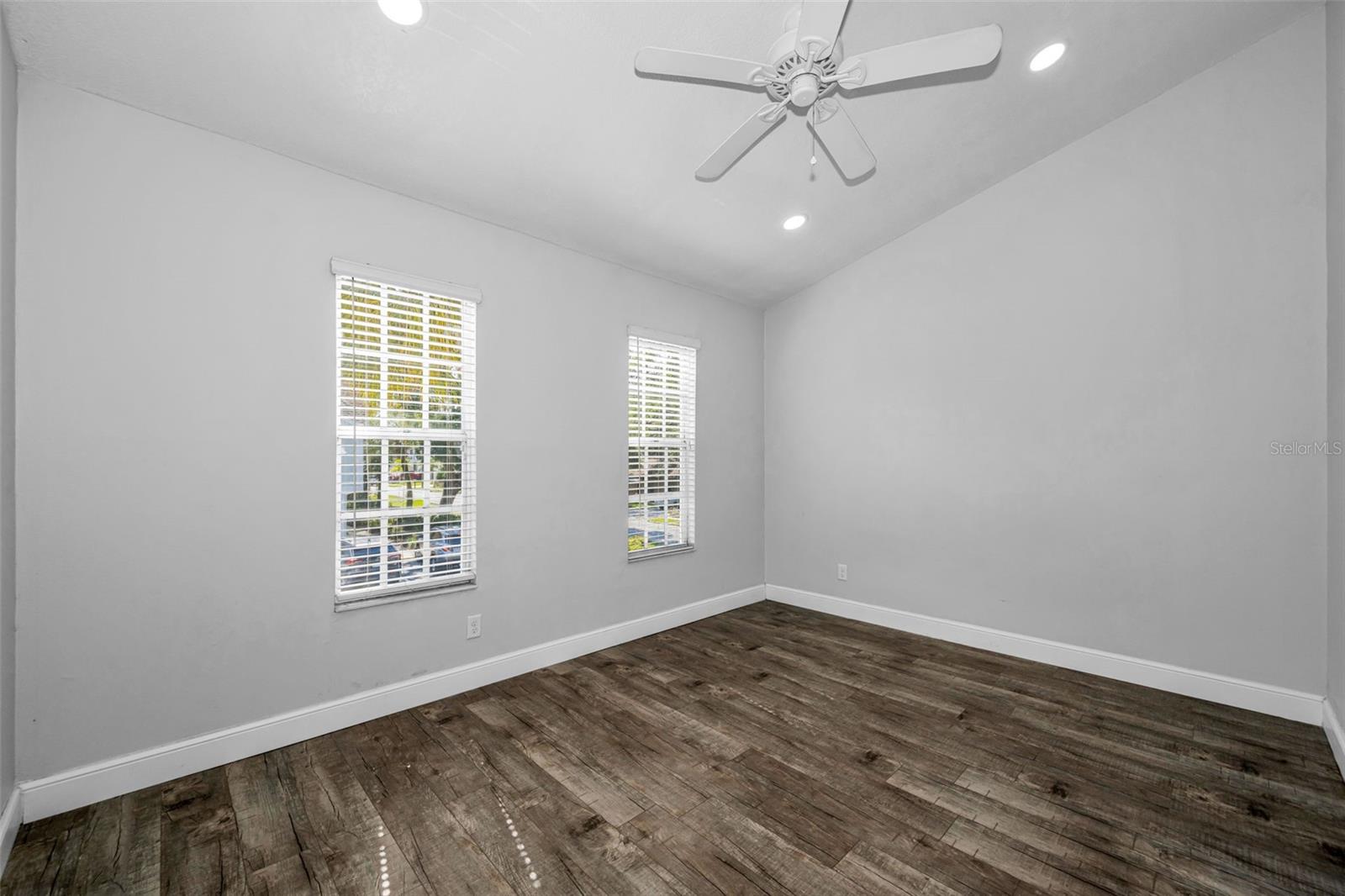 3403 W Wyoming Cir #3403 Property Photo 21