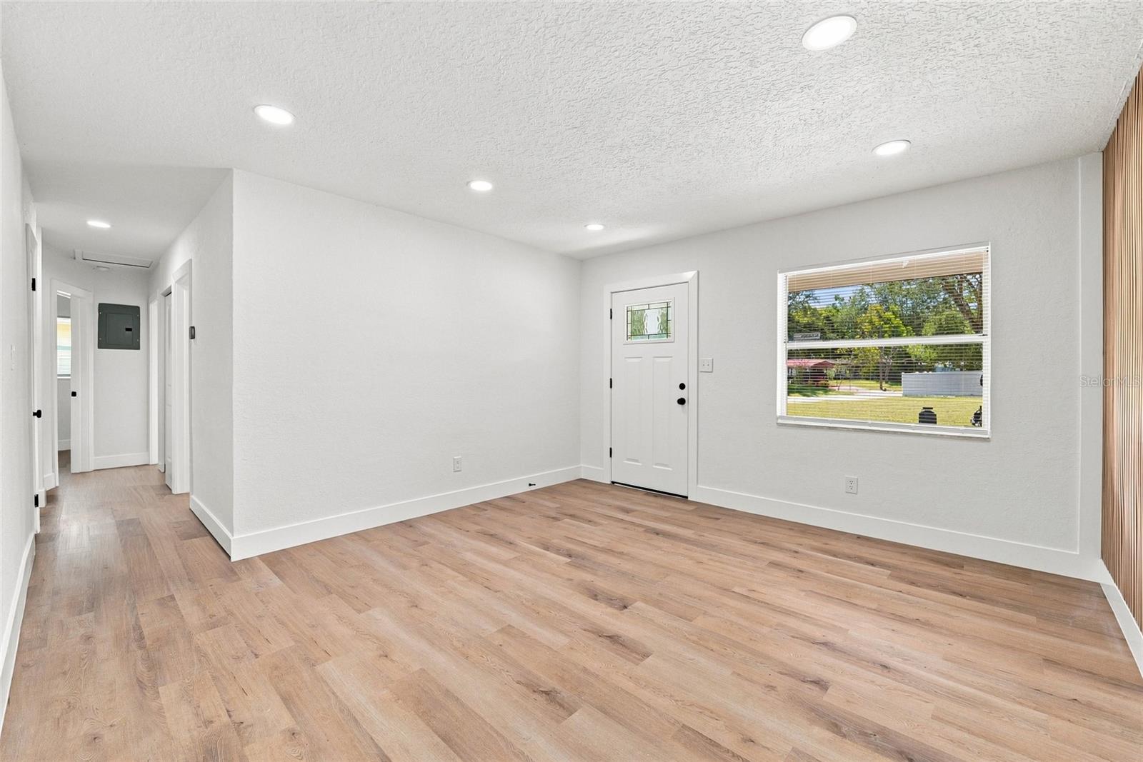1916 Marvy Ave Property Photo 8