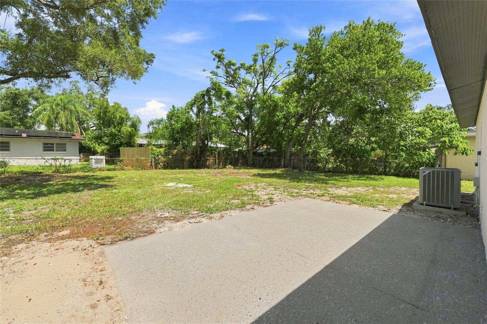 1916 Marvy Ave Property Photo 28