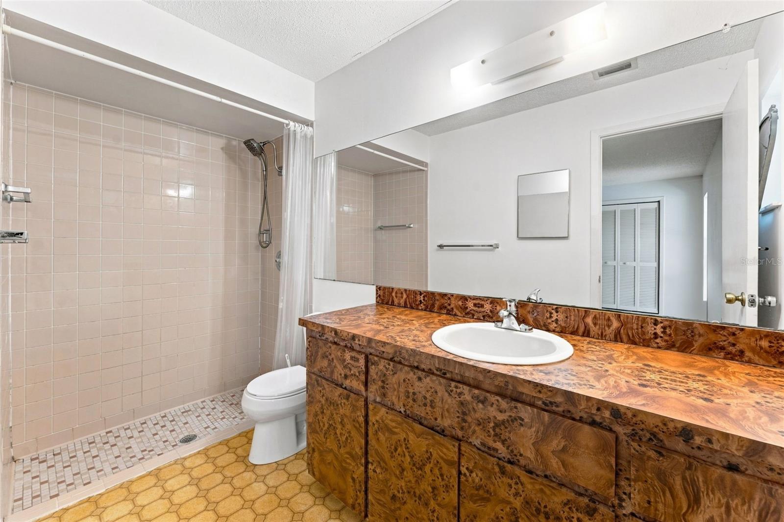 2202 Citrus Hill Ln Property Photo 15
