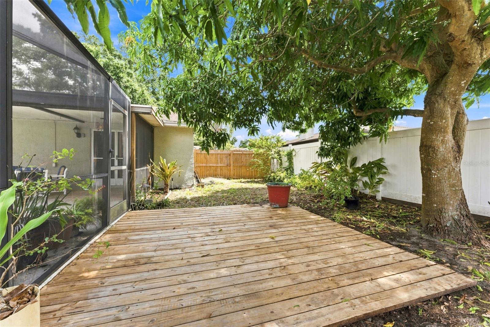 2202 Citrus Hill Ln Property Photo 31