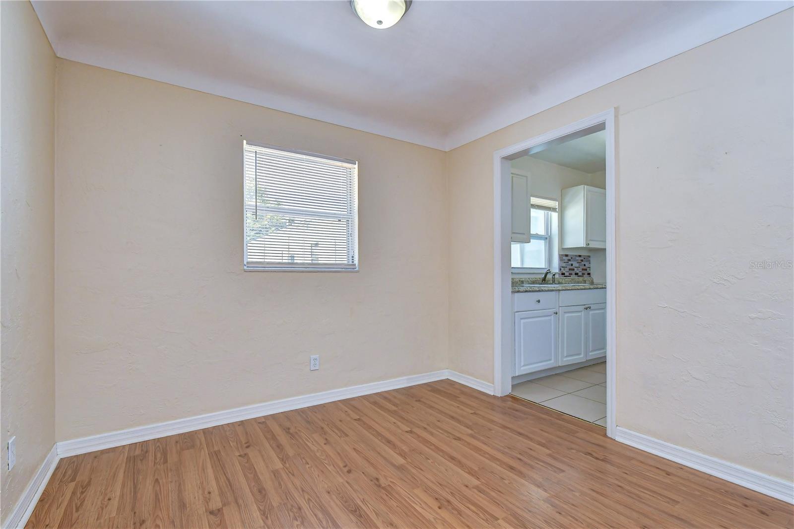 5634 9th Ave N Property Photo 10
