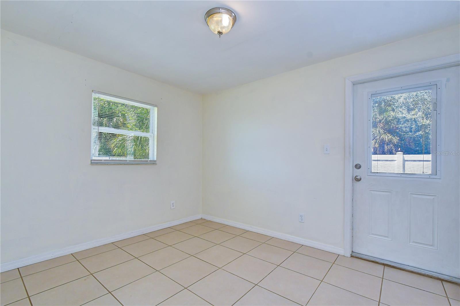 5634 9th Ave N Property Photo 15