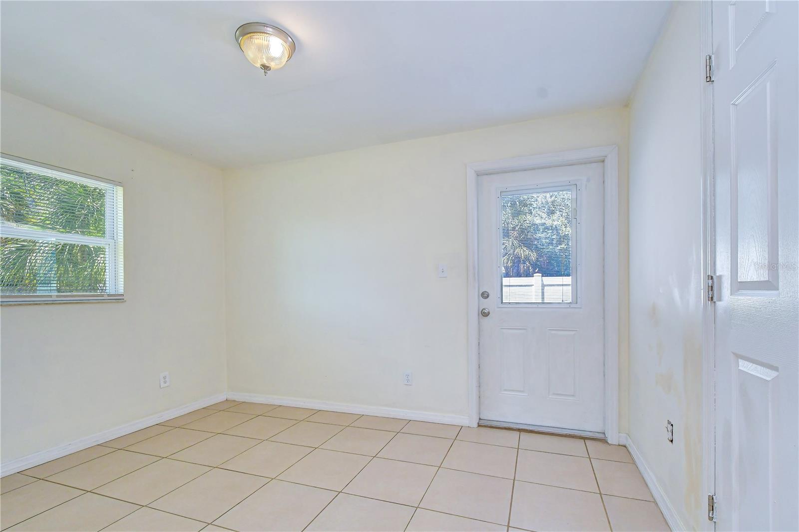 5634 9th Ave N Property Photo 16