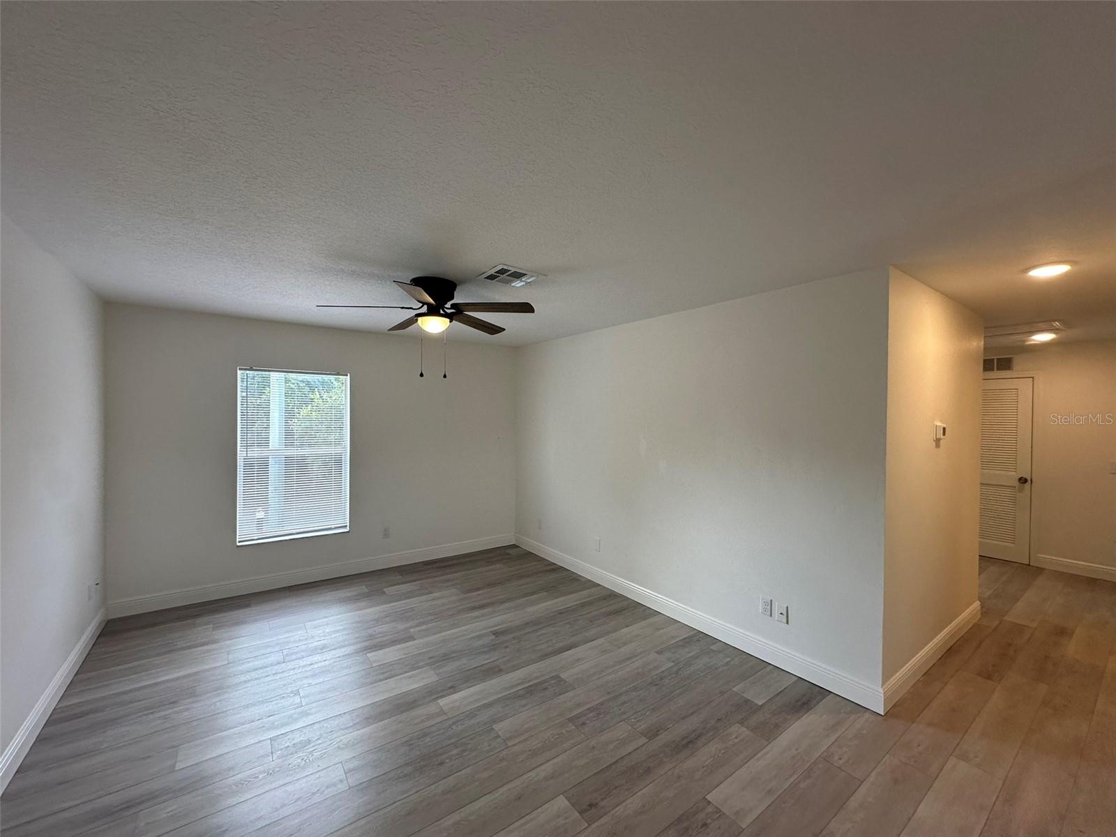3717 N 56th St #b Property Photo 8