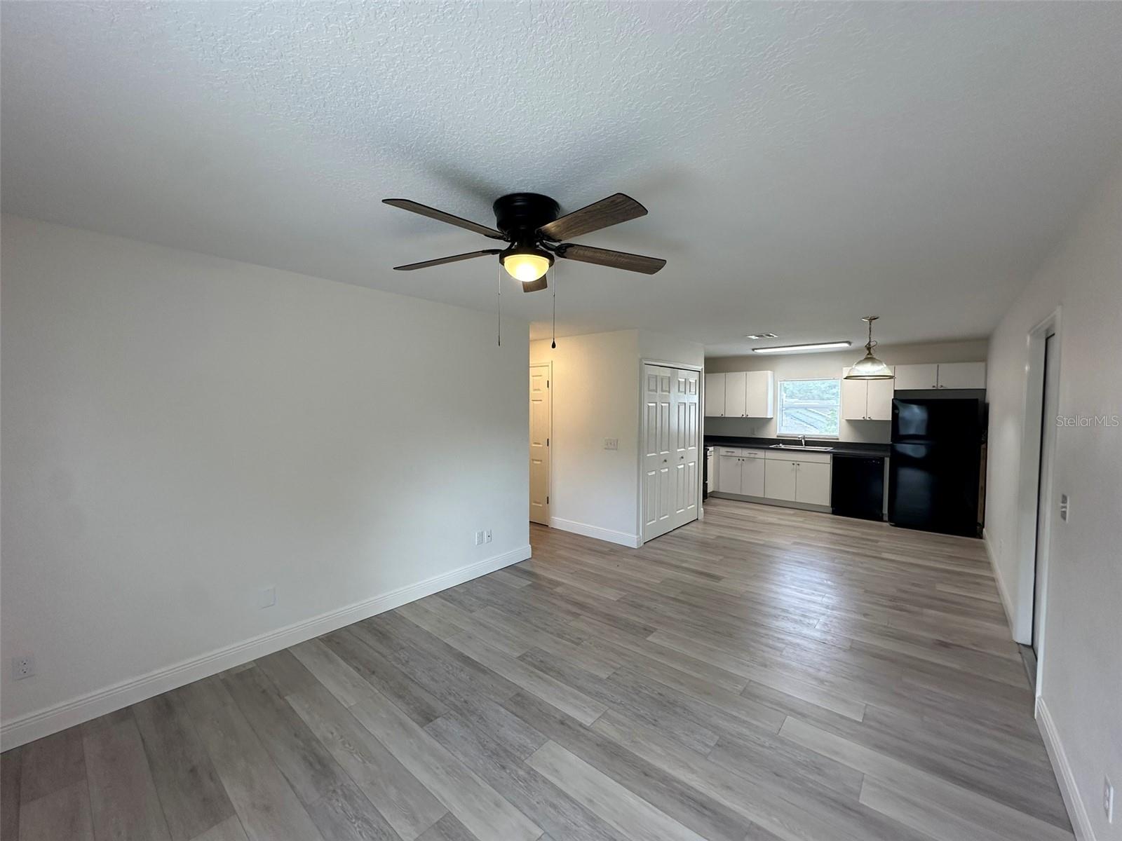 3717 N 56th St #b Property Photo 11