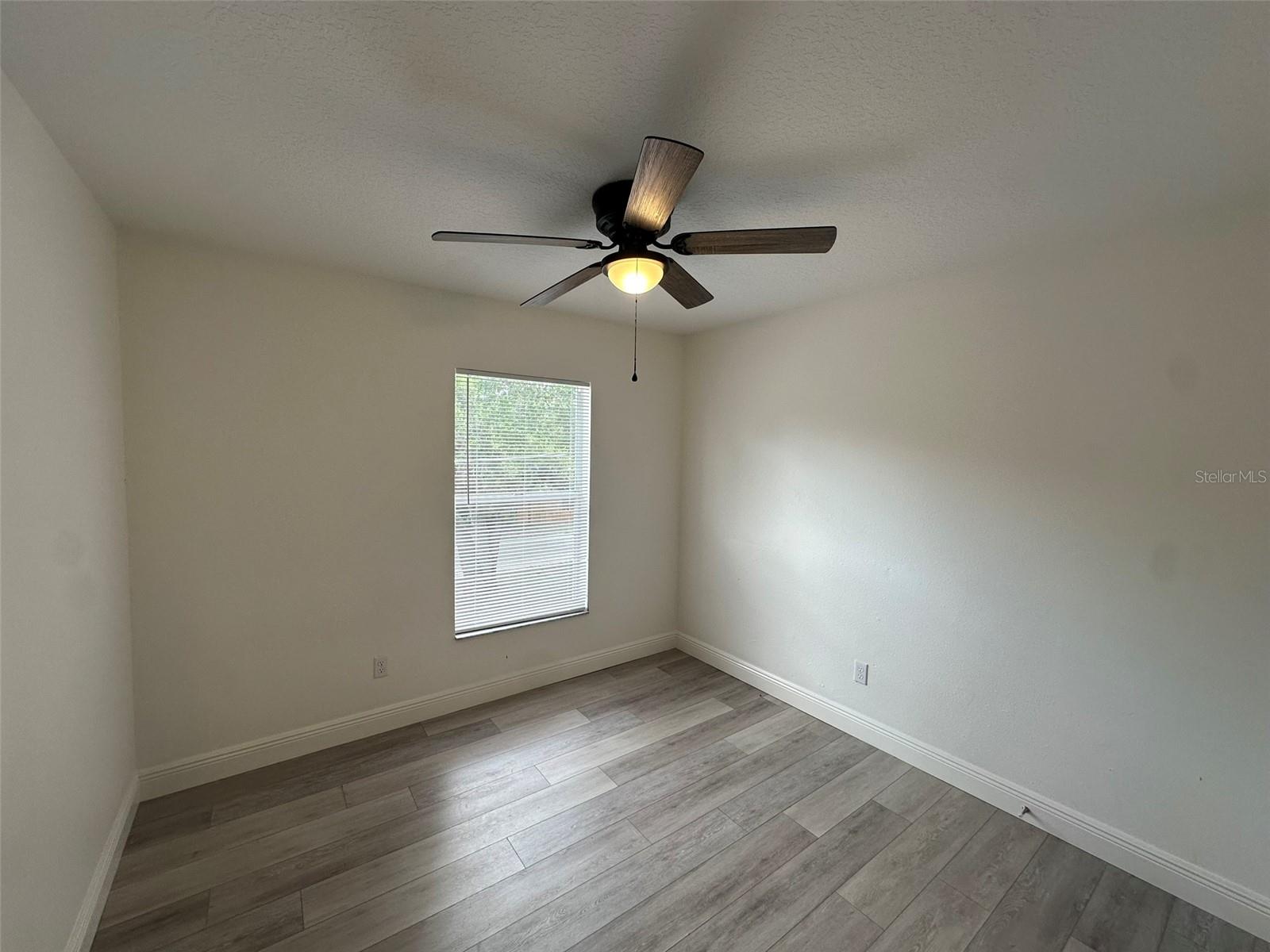3717 N 56th St #b Property Photo 16