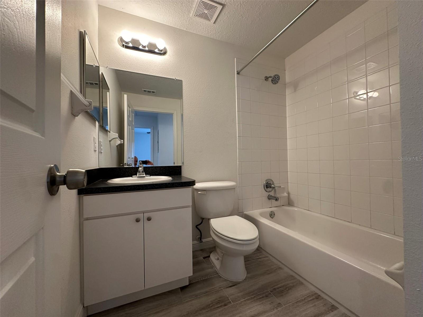 3717 N 56th St #b Property Photo 21
