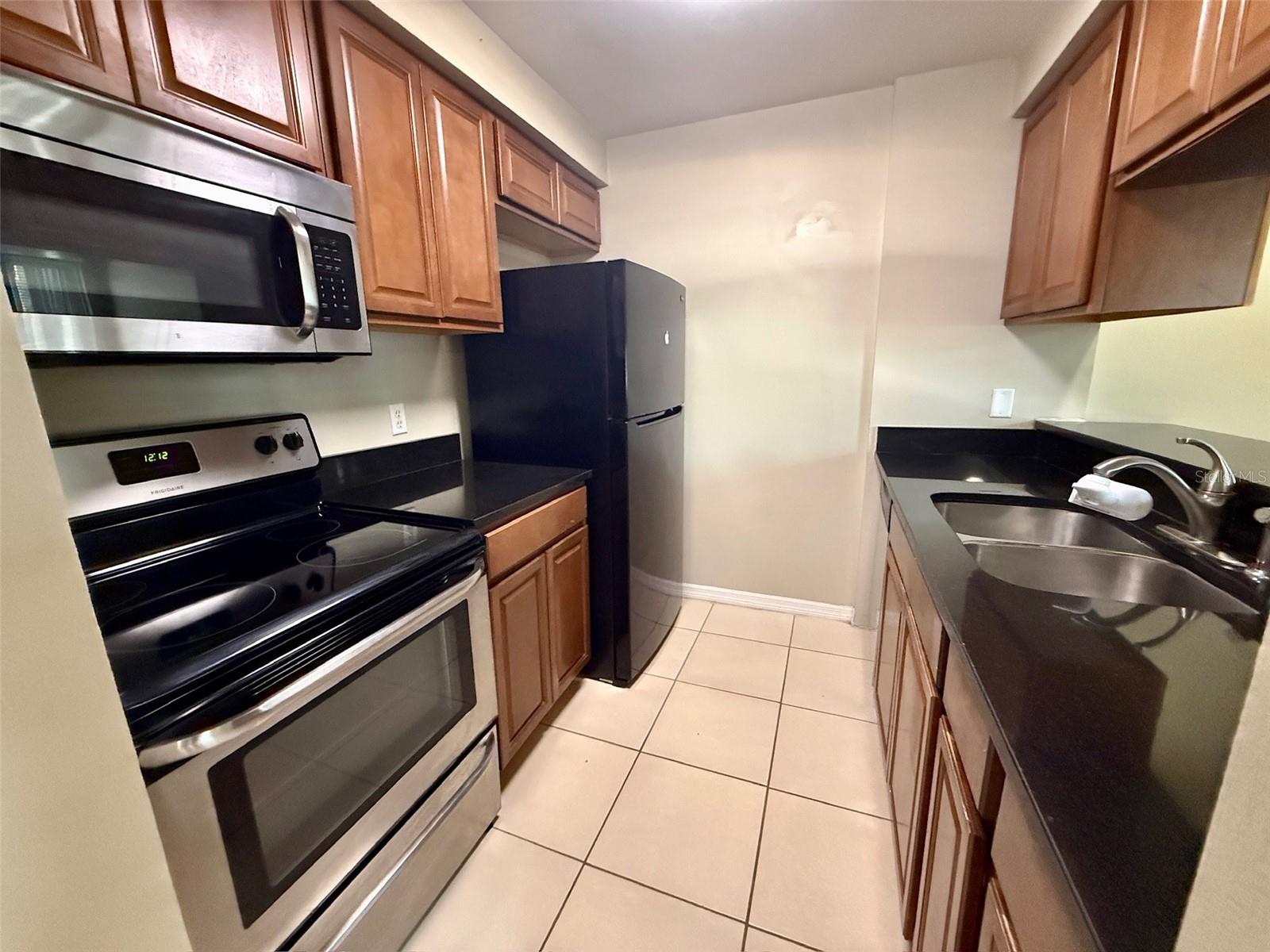 527 S Lincoln Ave #a107 Property Photo 5