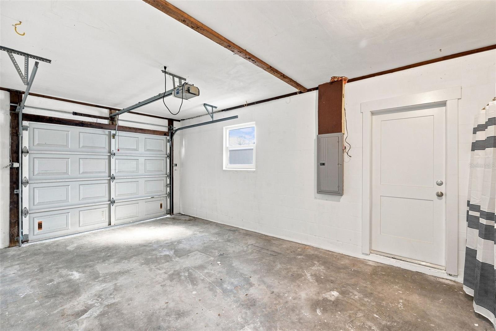 360 145th Ave E Property Photo 31
