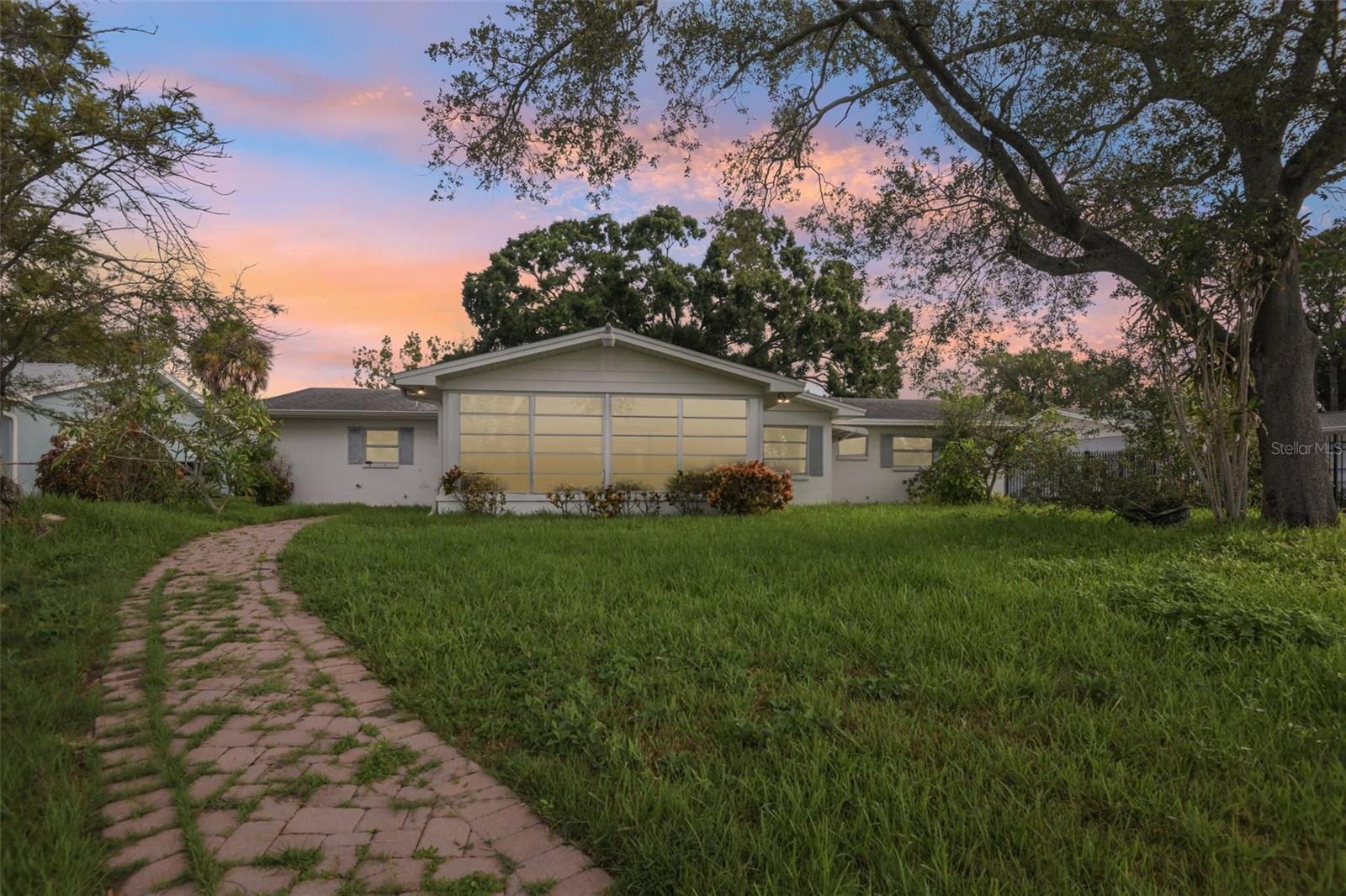 4008 Dana Shores Dr Property Photo 13