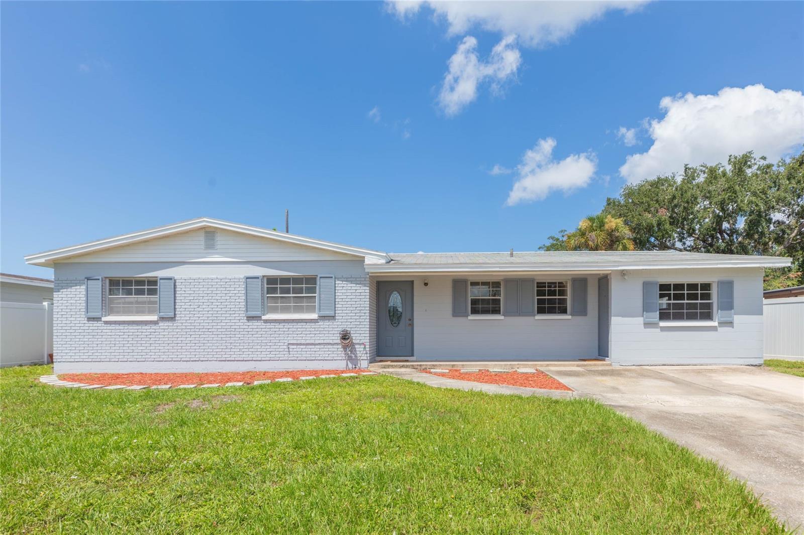 4524 Picadilly St Property Photo 1