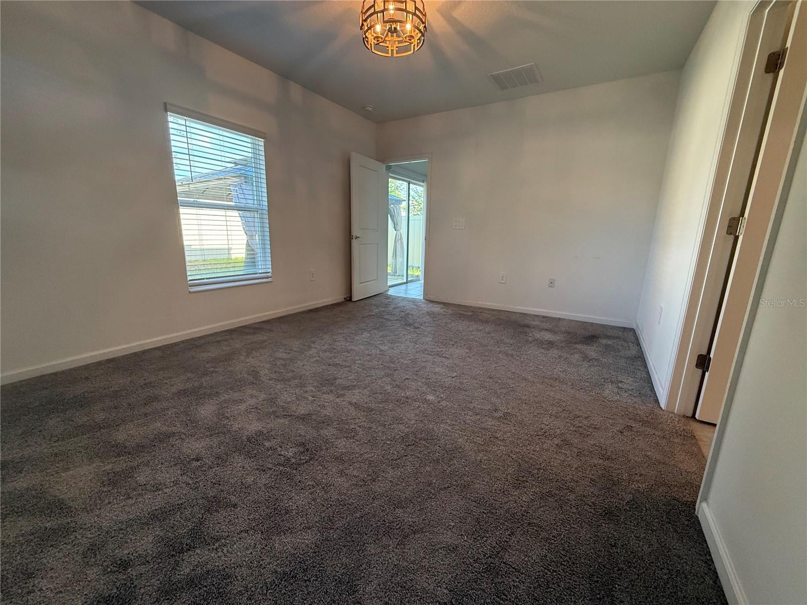 558 Jett Ln Property Photo 7