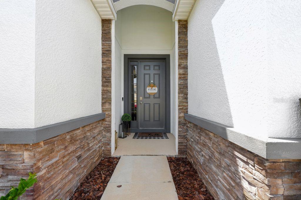 7330 Rome Ln Property Photo 2