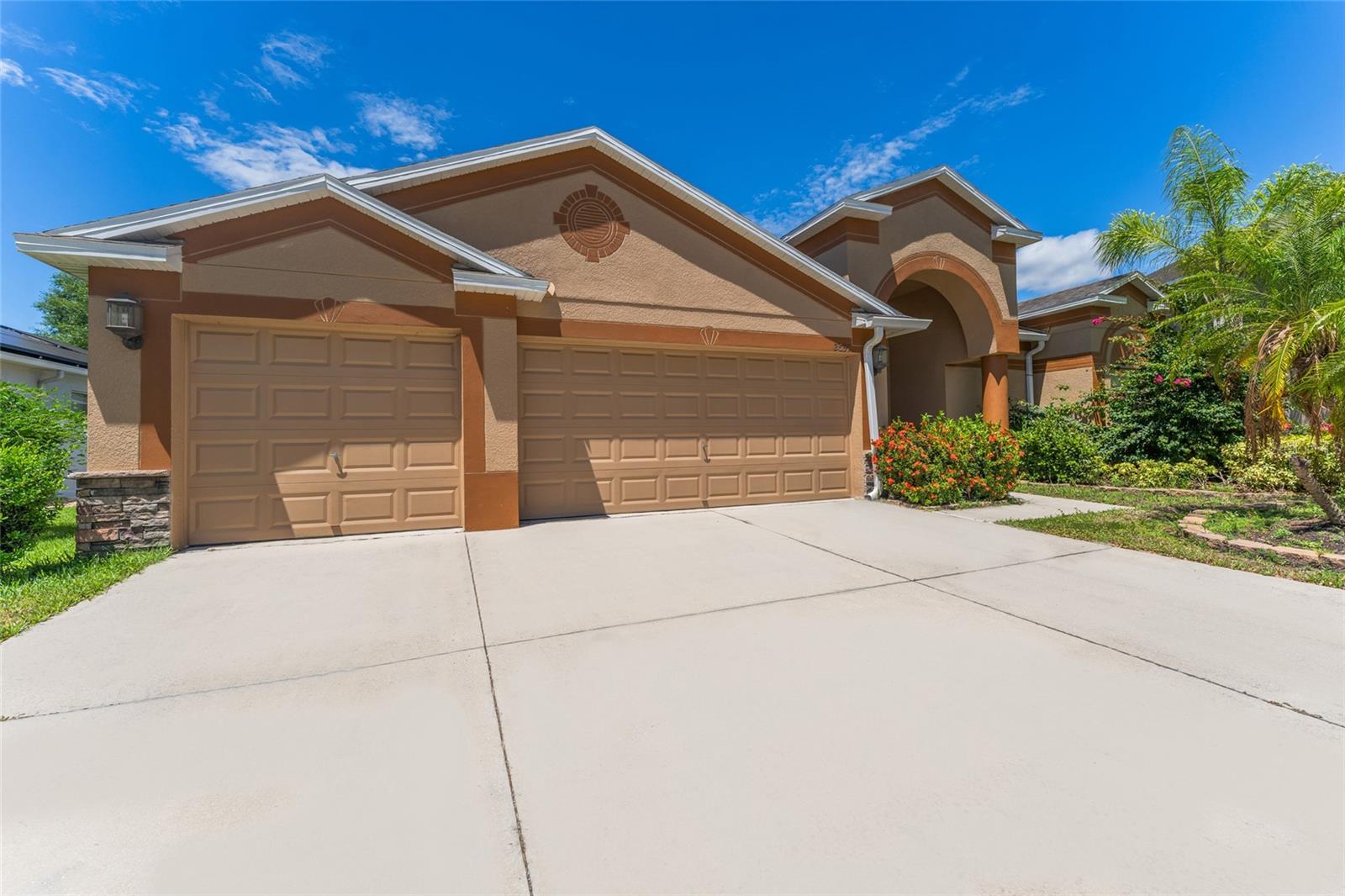 2637 YUKON CLIFF DR