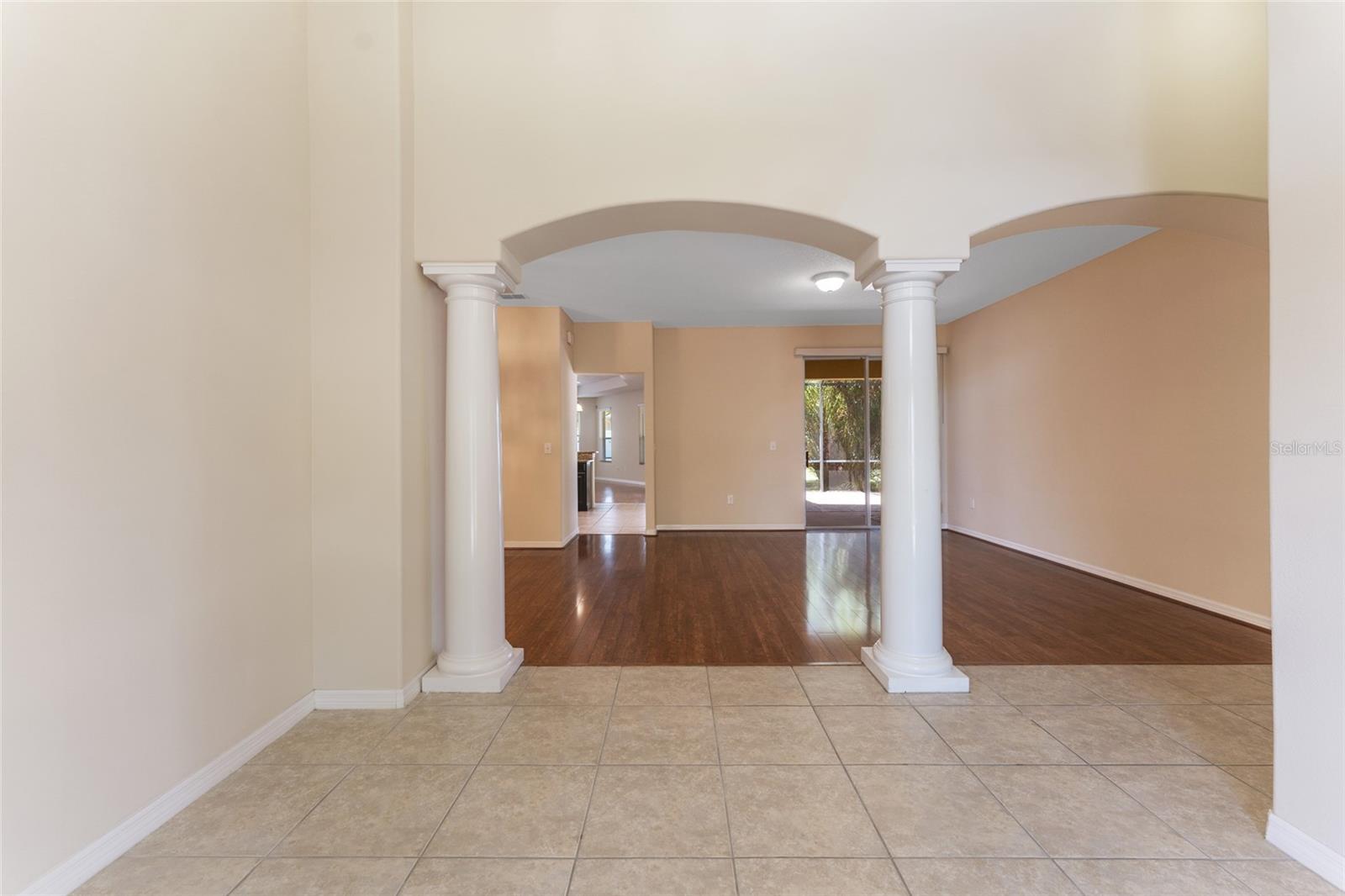 2637 Yukon Cliff Dr Property Photo 3