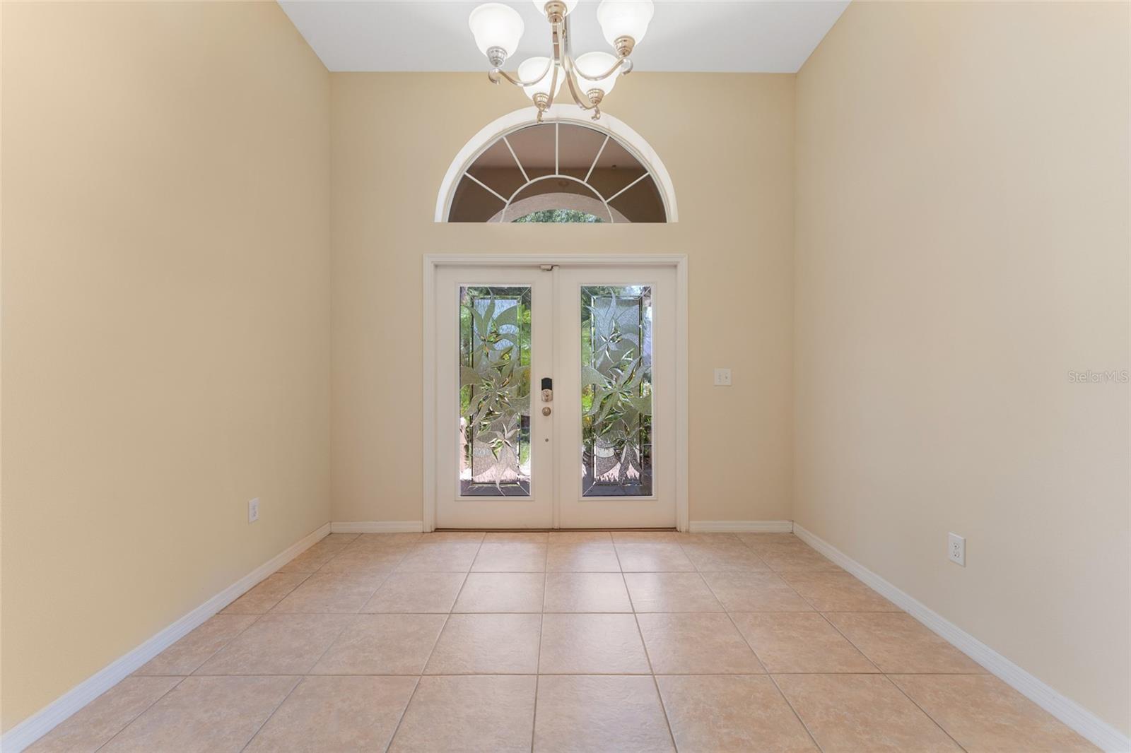 2637 Yukon Cliff Dr Property Photo 4